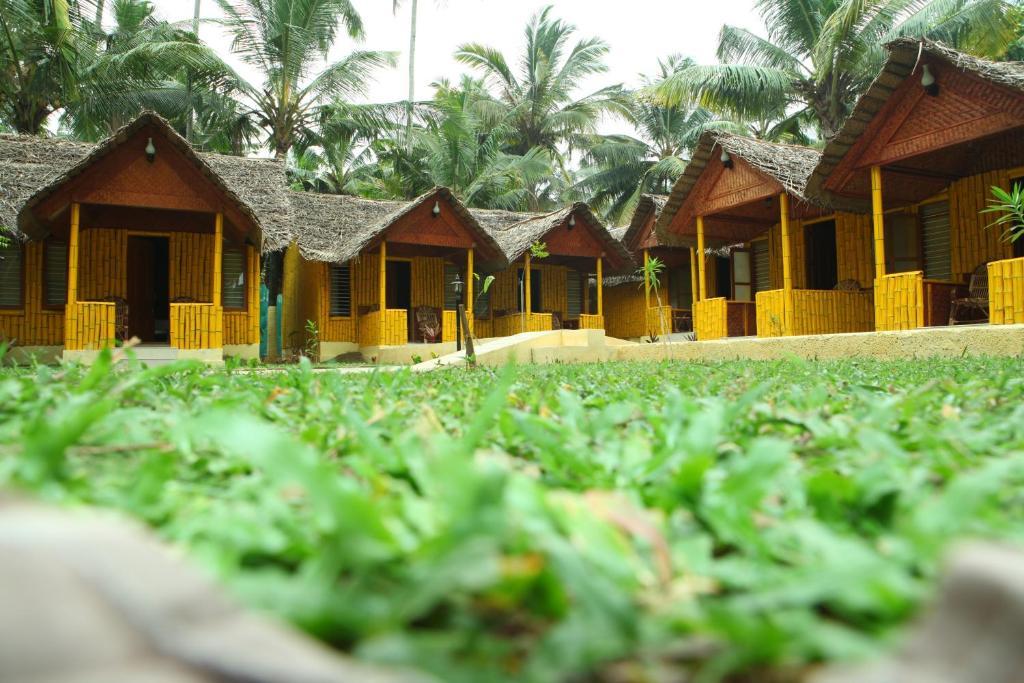 Savithri Inn Bamboo Cottages & Resorts Varkala Luaran gambar