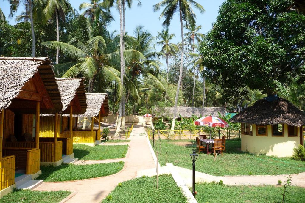 Savithri Inn Bamboo Cottages & Resorts Varkala Luaran gambar