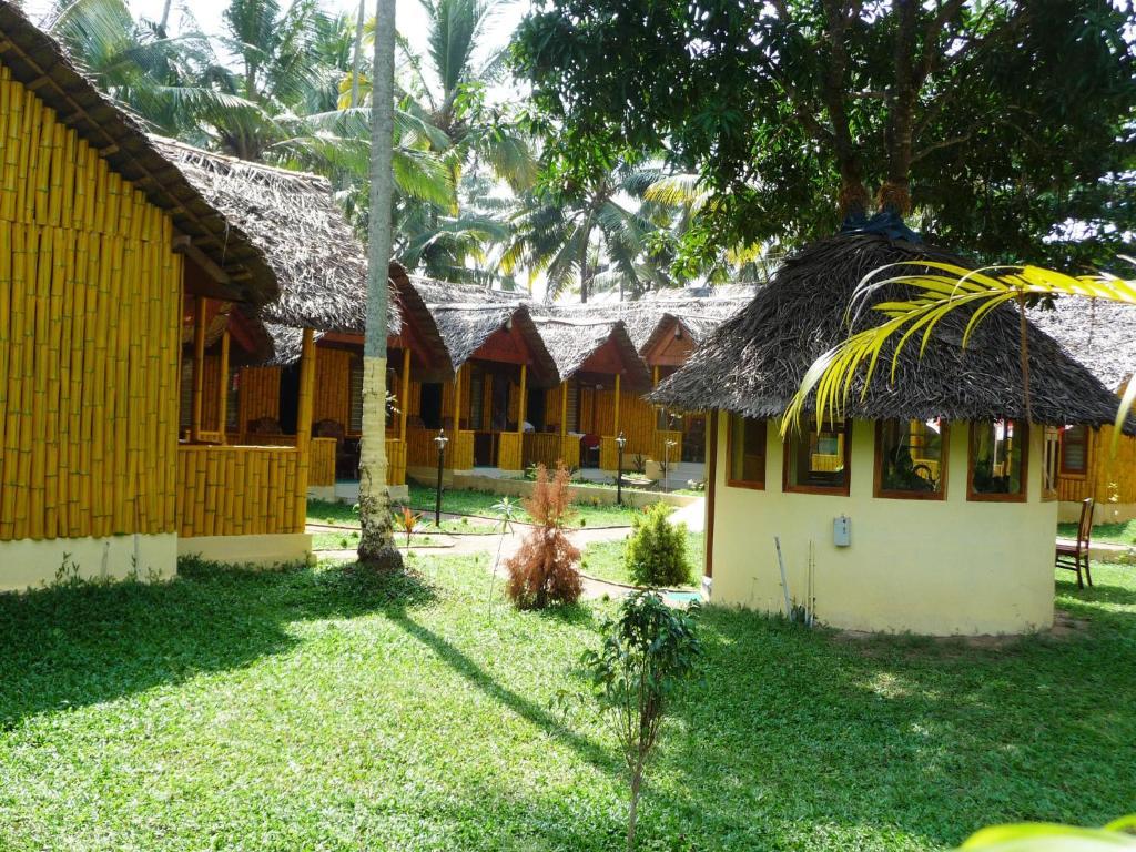 Savithri Inn Bamboo Cottages & Resorts Varkala Luaran gambar