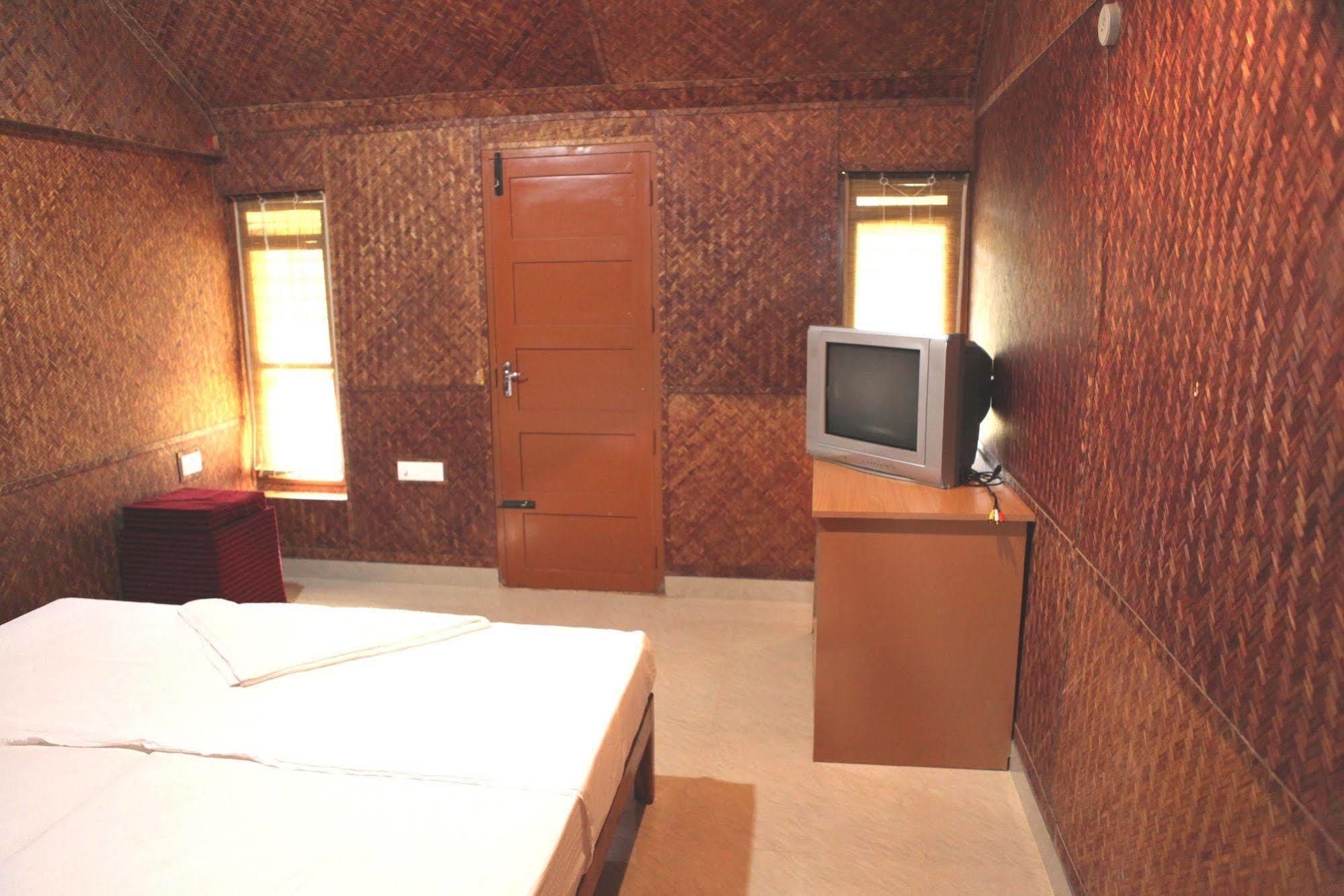 Savithri Inn Bamboo Cottages & Resorts Varkala Luaran gambar