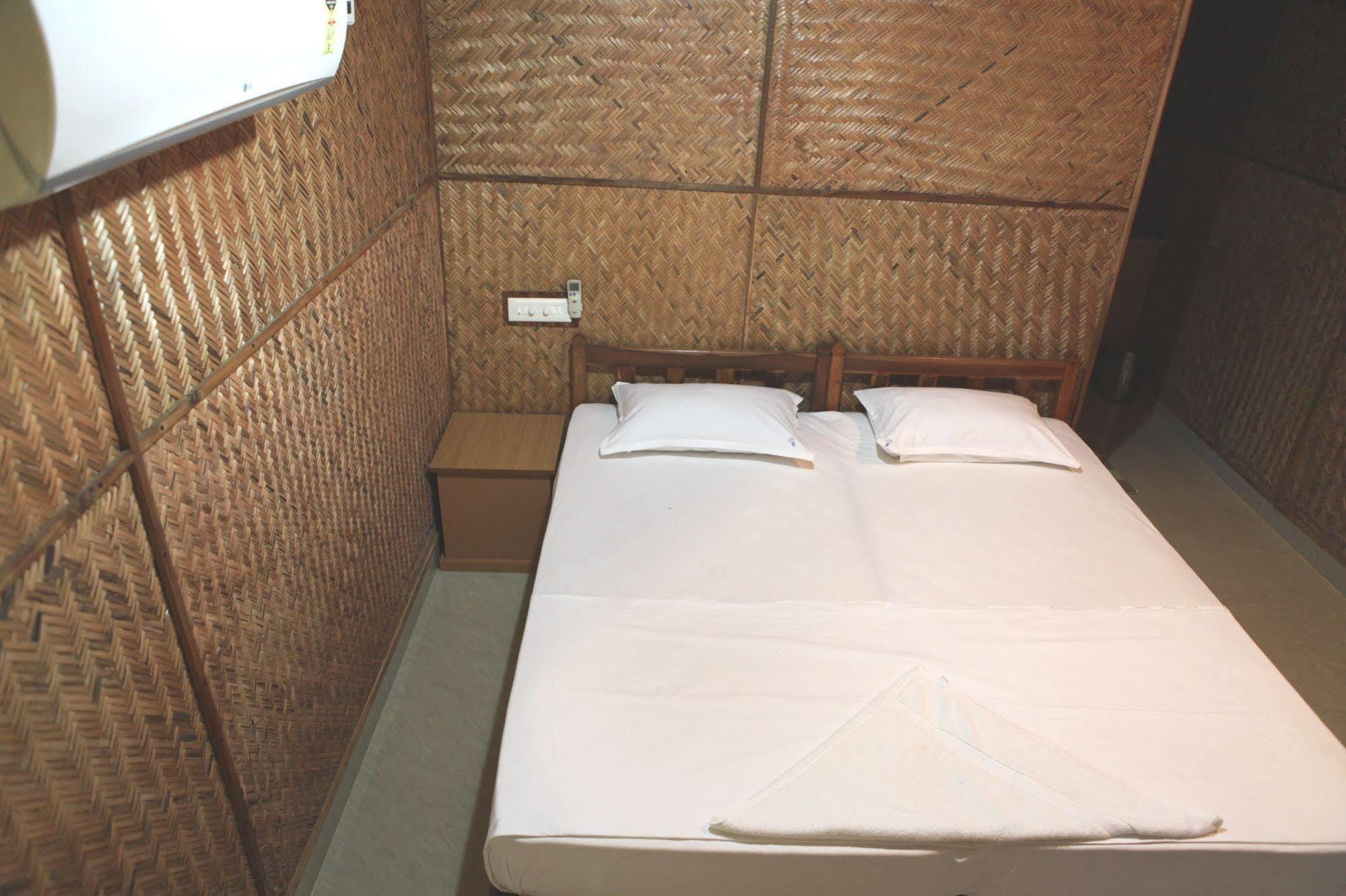 Savithri Inn Bamboo Cottages & Resorts Varkala Luaran gambar
